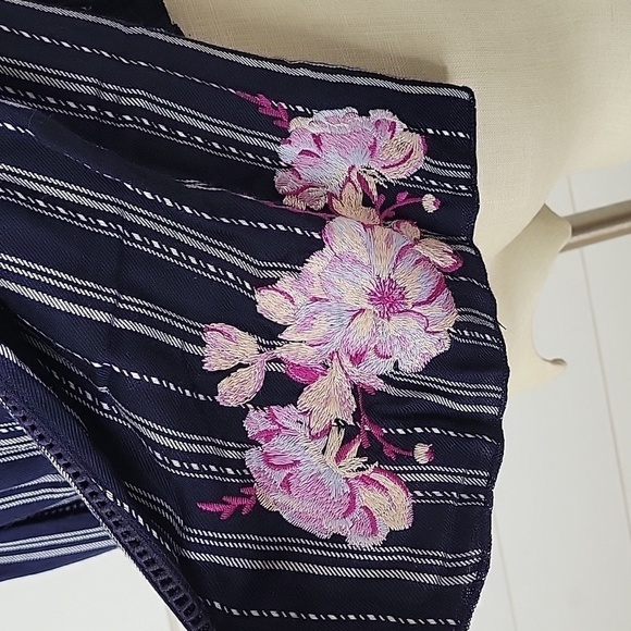 Xhilaration medium navy blue off shoulder top with embroidered flowers at wrists - Picture 3 of 5